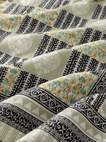 CROFF Sage Green & Black Geometric Patchwork Print Pure Cotton King Size Bedsheet with 2 Pillow Covers